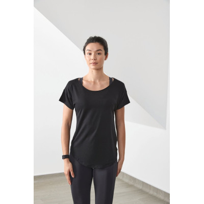 T-shirt scoop neck de senhora