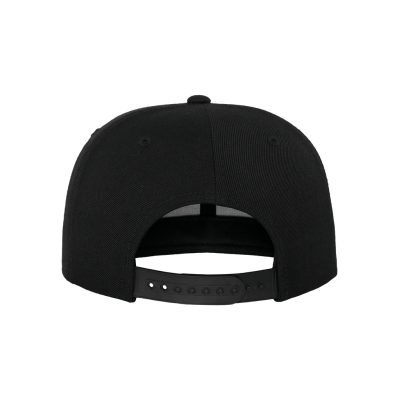 Carbon snapback cap