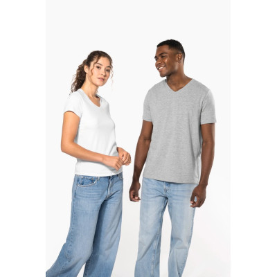 Men's short-sleeved V-neck t-shirt