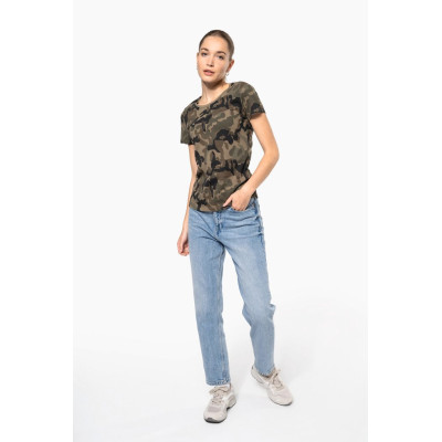 Ladies' short-sleeved camo t-shirt