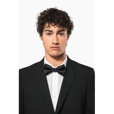 Bow tie
