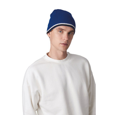 Gorro com faixa em contraste