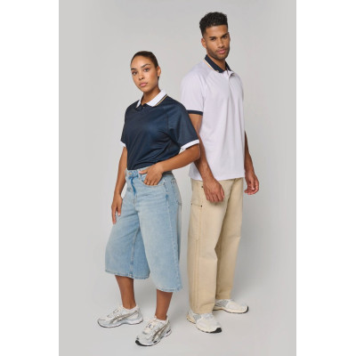 T-shirt lifestyle com colarinho tipo polo unissexo