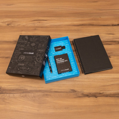 STARTER KIT INFINITEBOOK A5 PLANNER TEXTURE. Kit comprising Infinitebook with hard cover, 1 cleaning kit, 1 marker and 1 ballpoi