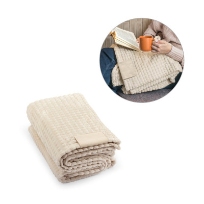 CELINE. Blanket in recycled polyester (100 rPET) with a stitched detail for personalisation