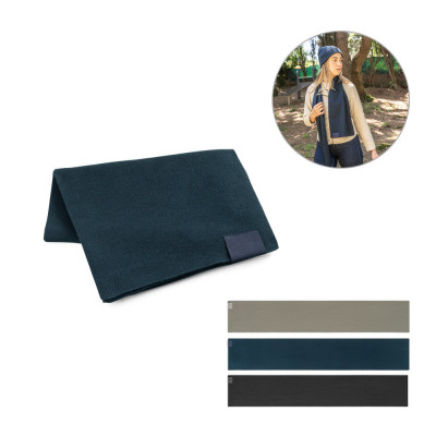 SERENITY. Scarf in recycled polyester (100 rPET) with a stitched detail for personalisation